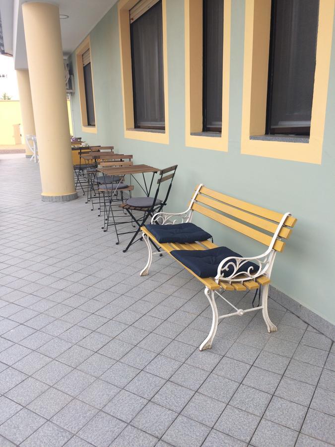 Appartahotel Beinasco Exterior foto