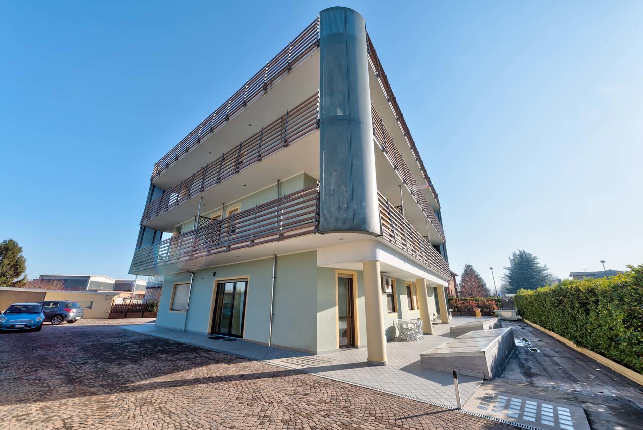 Appartahotel Beinasco Exterior foto